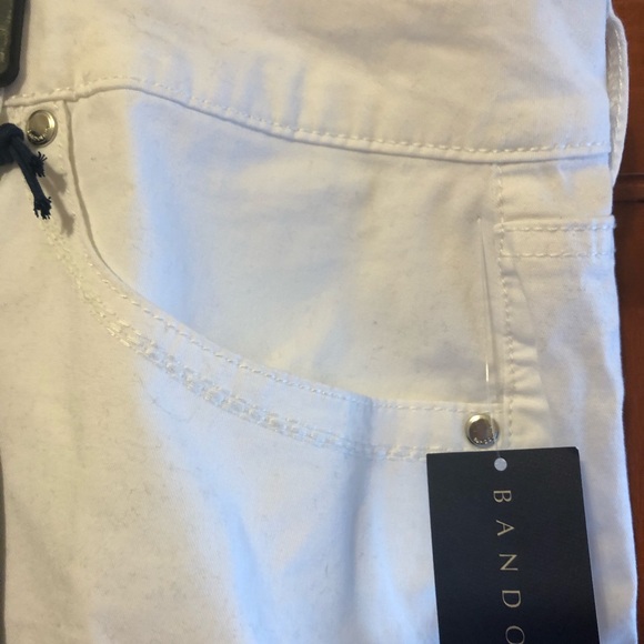 Bandolino White Mandie Shorts 22 NWT - Picture 4 of 11